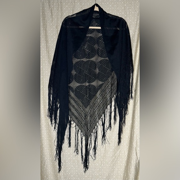 Black Fringe Shawl - 3/$30 bundle deal - Picture 2 of 2